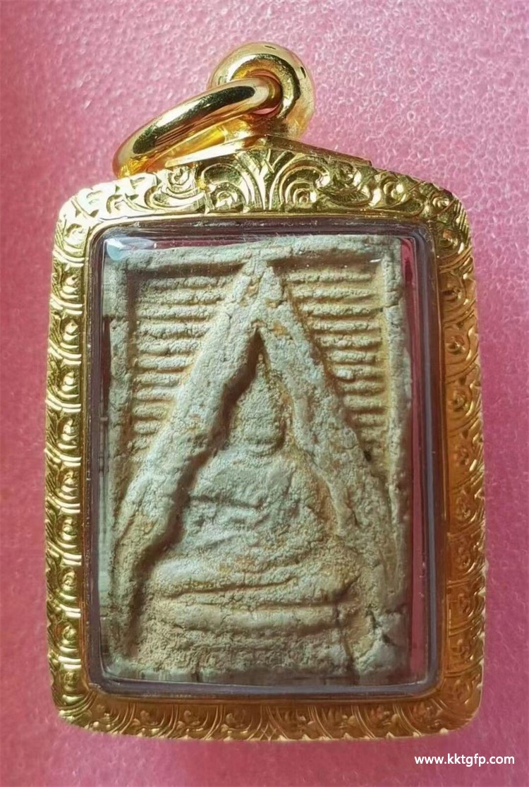 泰国高僧 龙婆术 白榄佛圣物与神迹 泰国佛牌 龙婆术 2514年白榄佛四期 (6).jpg