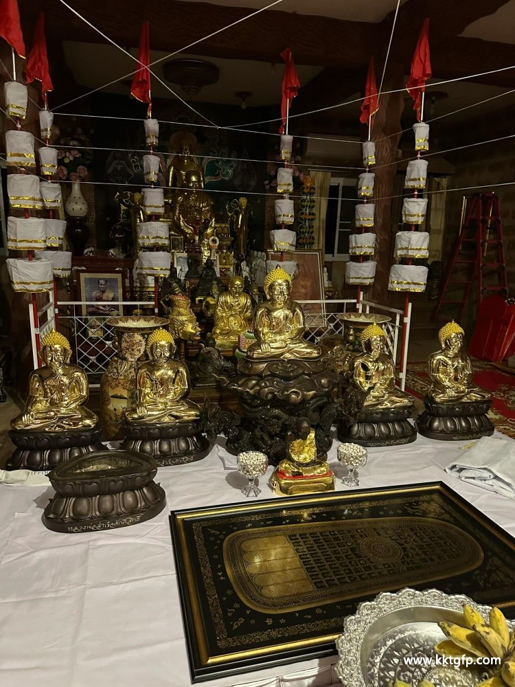 龙婆乐 成功灵验佛 (2).jpg