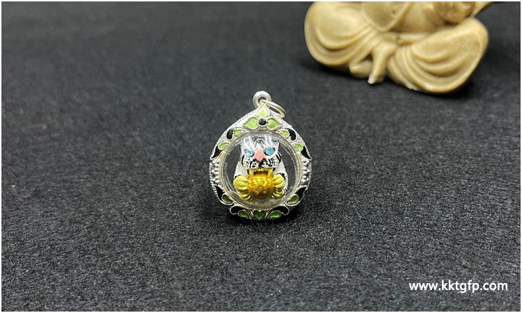 泰国佛牌 龙婆本 虎抱糖 泰国佛牌 龙婆本 虎抱糖 6.jpg